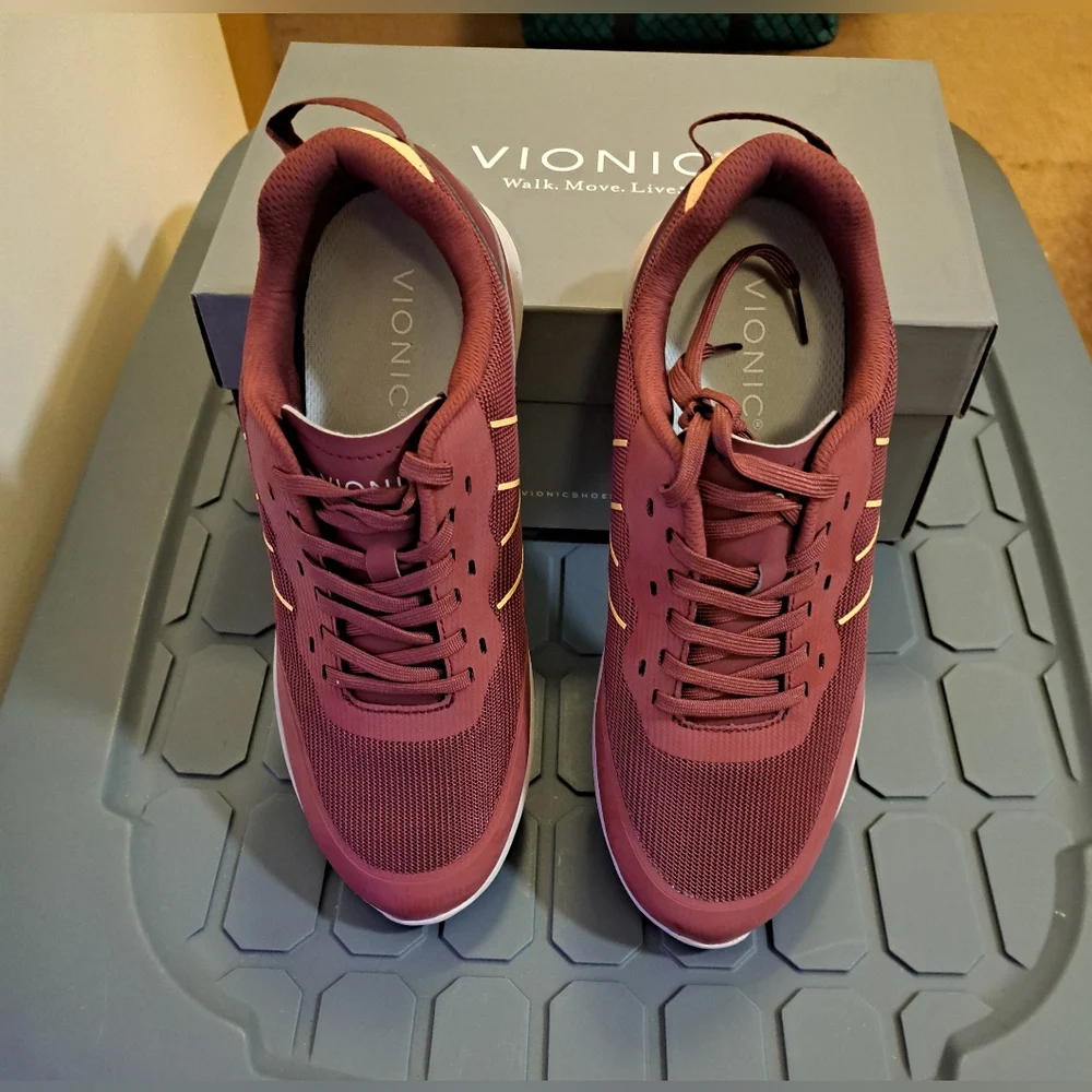 VIONIC SNEAKERS brand new AUDIE COMFORT Walking sneakers COLOR is SHIRAZ 7.5M - Picture 3 of 9